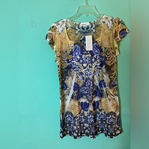 Cato Tops - NWT Cato Patterned Top Size Small